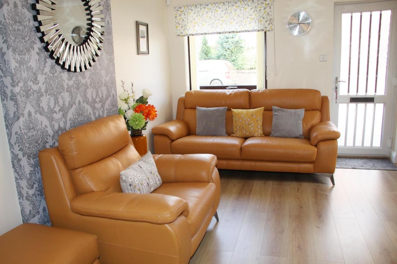 City Centre Town House With Riverside Views And Free Parking 1Bak York Exteriér fotografie