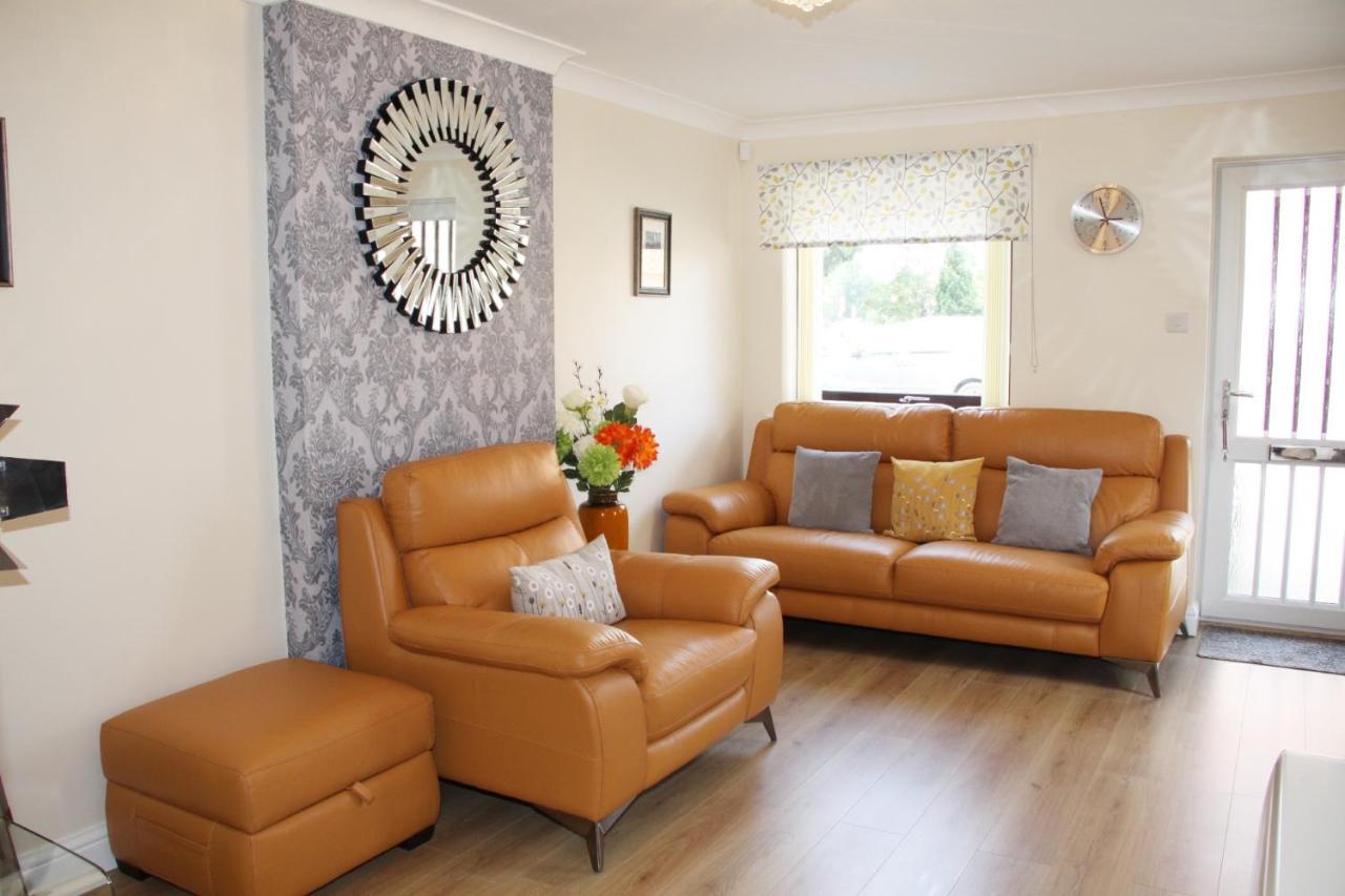 City Centre Town House With Riverside Views And Free Parking 1Bak York Exteriér fotografie